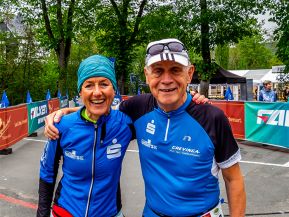 Brinkhues mit Altersklassensieg, Weidemann viertschnellste Läuferin