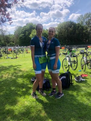 Jana_Ricklin__Anna-Maria_Etmann-_Drensteinfurt