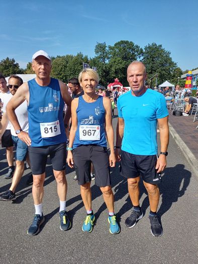 Harry Busch läuft nach schweren Operationen wieder