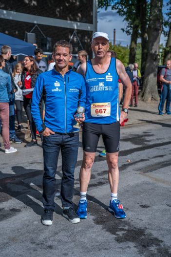 Markus Wolff und Otto Reeker holen Pokale