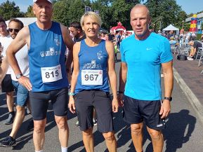 Harry Busch läuft nach schweren Operationen wieder