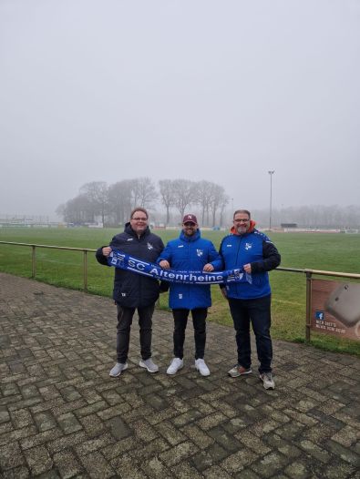 A-Junioren: Vorzeitige Verlängerung mit Fleege