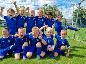 o.v.l.: Tim, Florian, Julius, Leo, Mahmut, Mian u.v.l.: Marc, Johann, Hannes, Elias, Yaroslaw