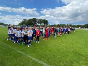 Fußballbegeisterte Kids des Jahrgangs 2020 gesucht