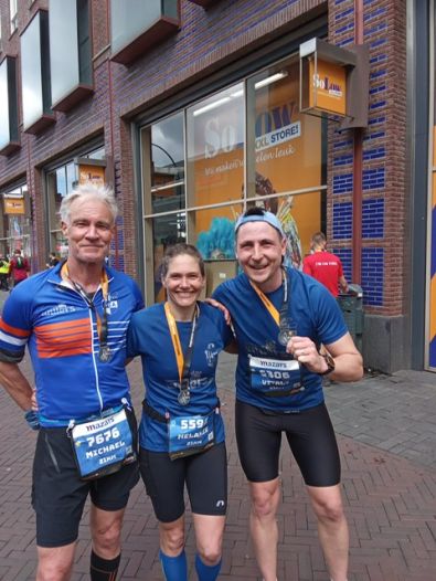 Erfolgreich in Enschede - Norbert Löcken, Melanie Auffenberg und Vitali Schmidt